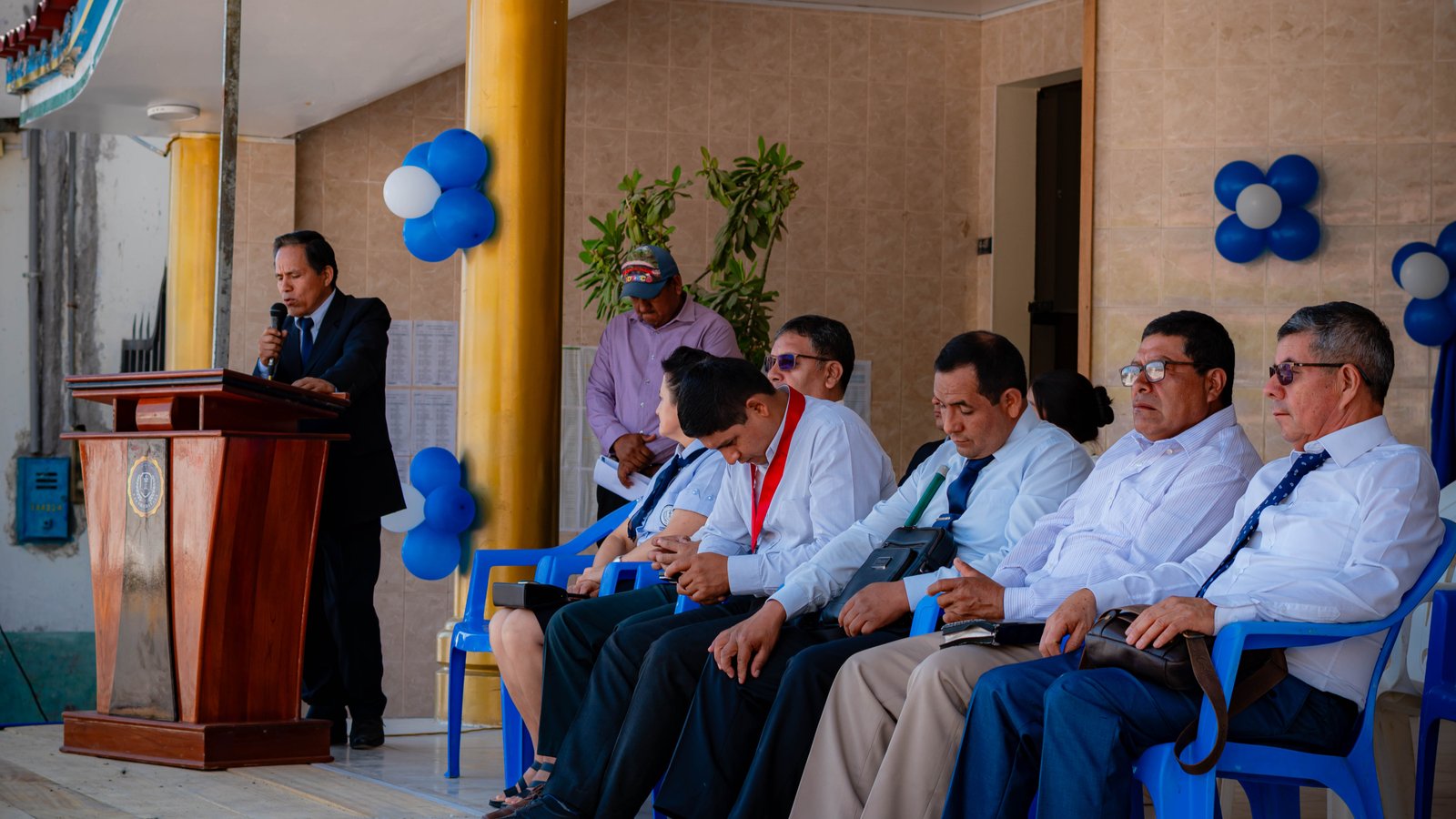 Foto de Izamiento del Pabellón Nacional