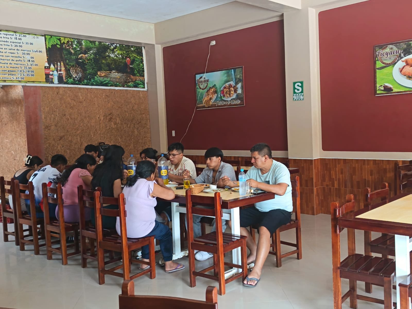 Foto del local de LENIN CAMPOS FLORES